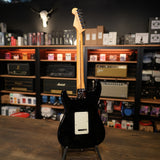 Fender American Professional II Stratocaster, Maple Fingerboard, Black (Pre-Owned)