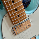 Fender FSR / Limited Edition American Pro Telecaster Roasted Maple Neck / Daphne Blue