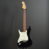 Fender Standard Stratocaster, Left-Handed 2000, Black