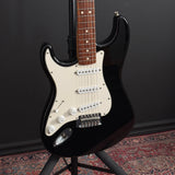 Fender Standard Stratocaster, Left-Handed 2000, Black