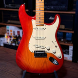Fender American Ultra Luxe Stratocaster, Plasma Red Burst