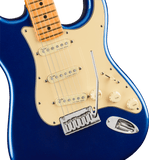 Fender American Ultra Stratocaster, Maple Fingerboard, Cobra Blue